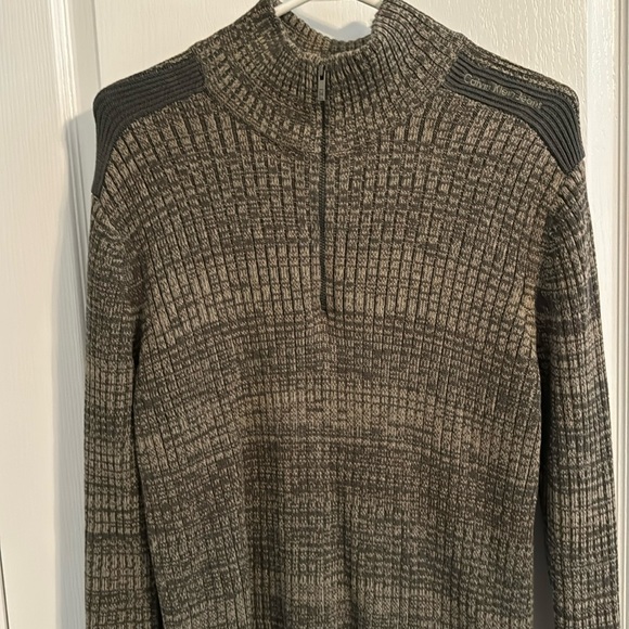 Men’s sweater - Picture 1 of 2